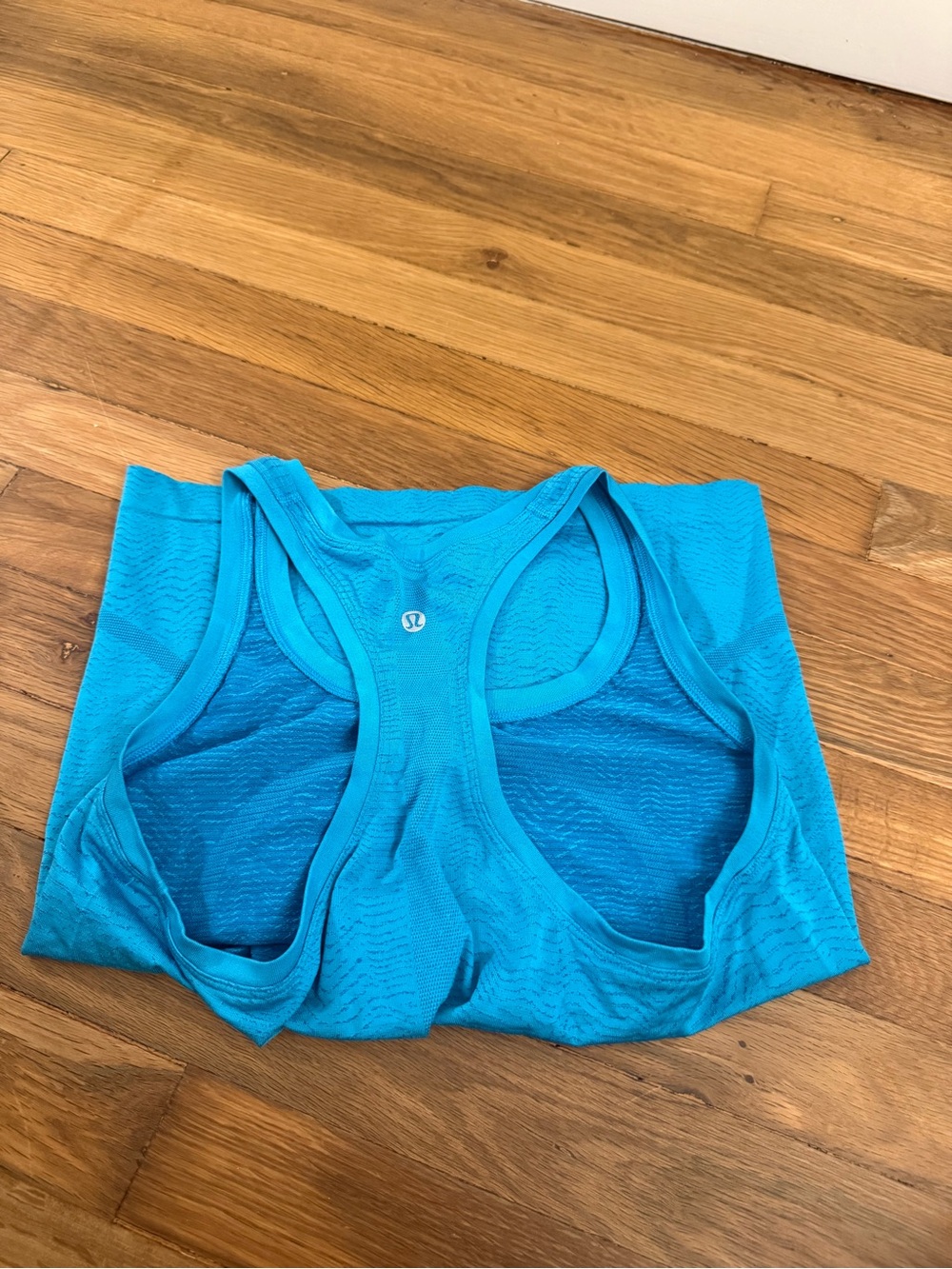 lululemon athletica Bright Turquoise Racerback Sports Bra